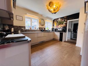 Photo 5- click for photo gallery